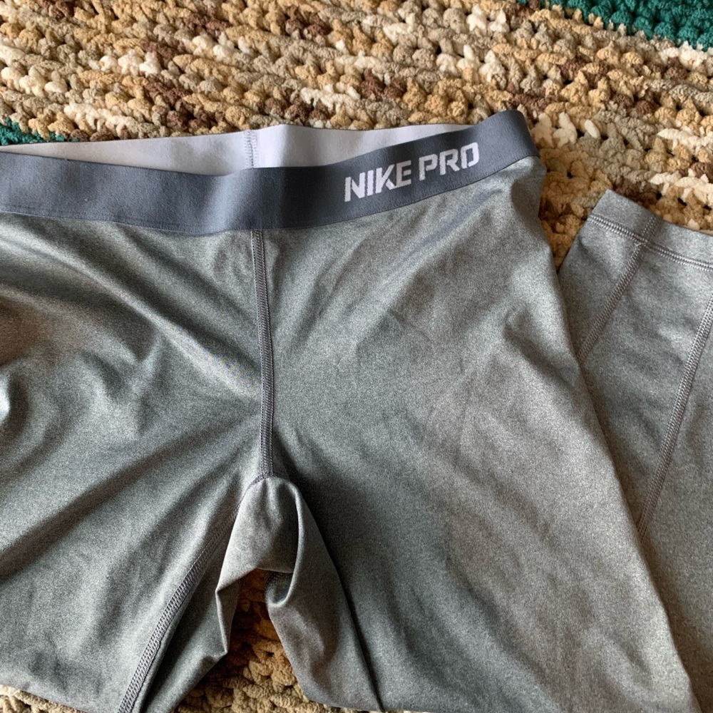 Nike pro dry fit